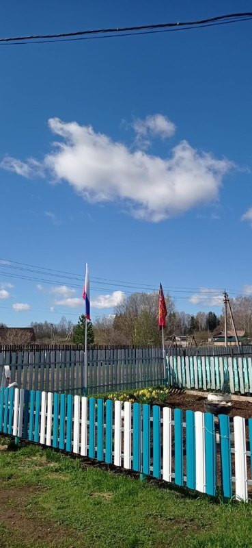 Забор из евроштакетника 16м RAL5021 Морская Волна, RAL9003 Белый фото 2 в Кстово