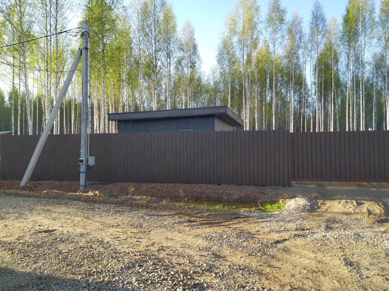 Забор из металлосайдинга ЕВРО-БРУС 25м Темный Каштан 3D Принтек фото 1 в Кстово