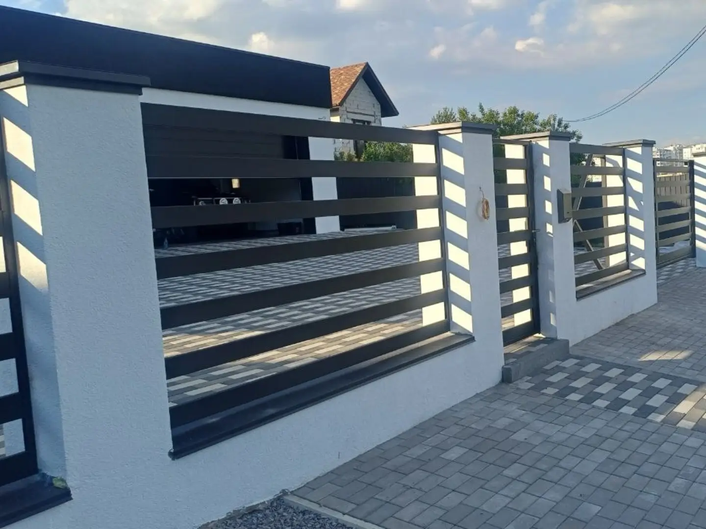 Забор-ранчо из металлопланкена 16м RAL9005 Черный МАТТЕ фото 4 в Кстово